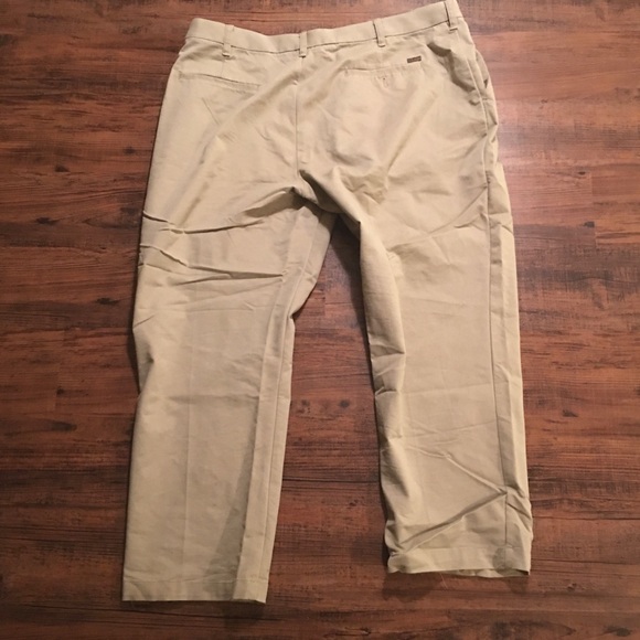 Izod Khaki pants 44 x 30 - Picture 1 of 2
